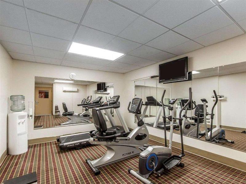 Quality Inn & Suites Rosemount Bagian luar foto
