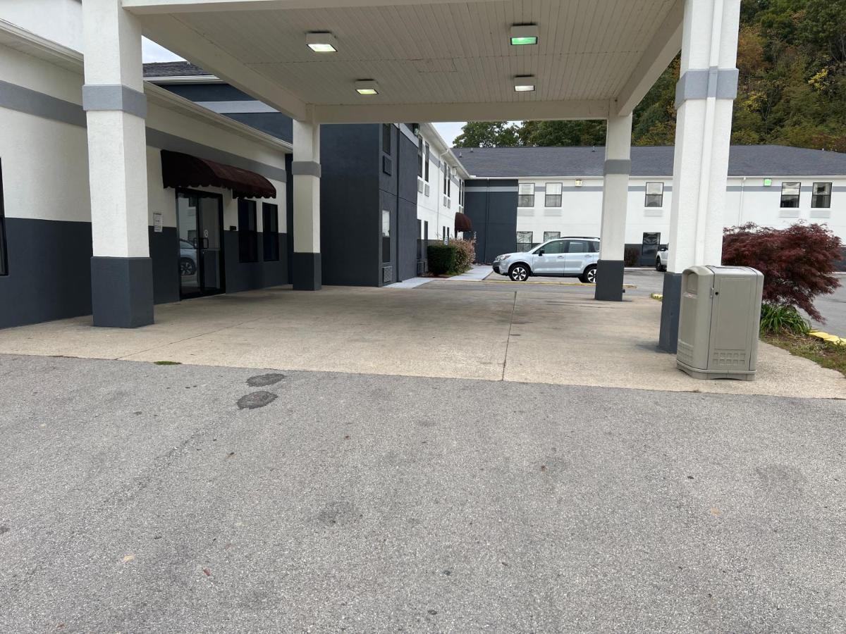 Quality Inn & Suites Rosemount Bagian luar foto