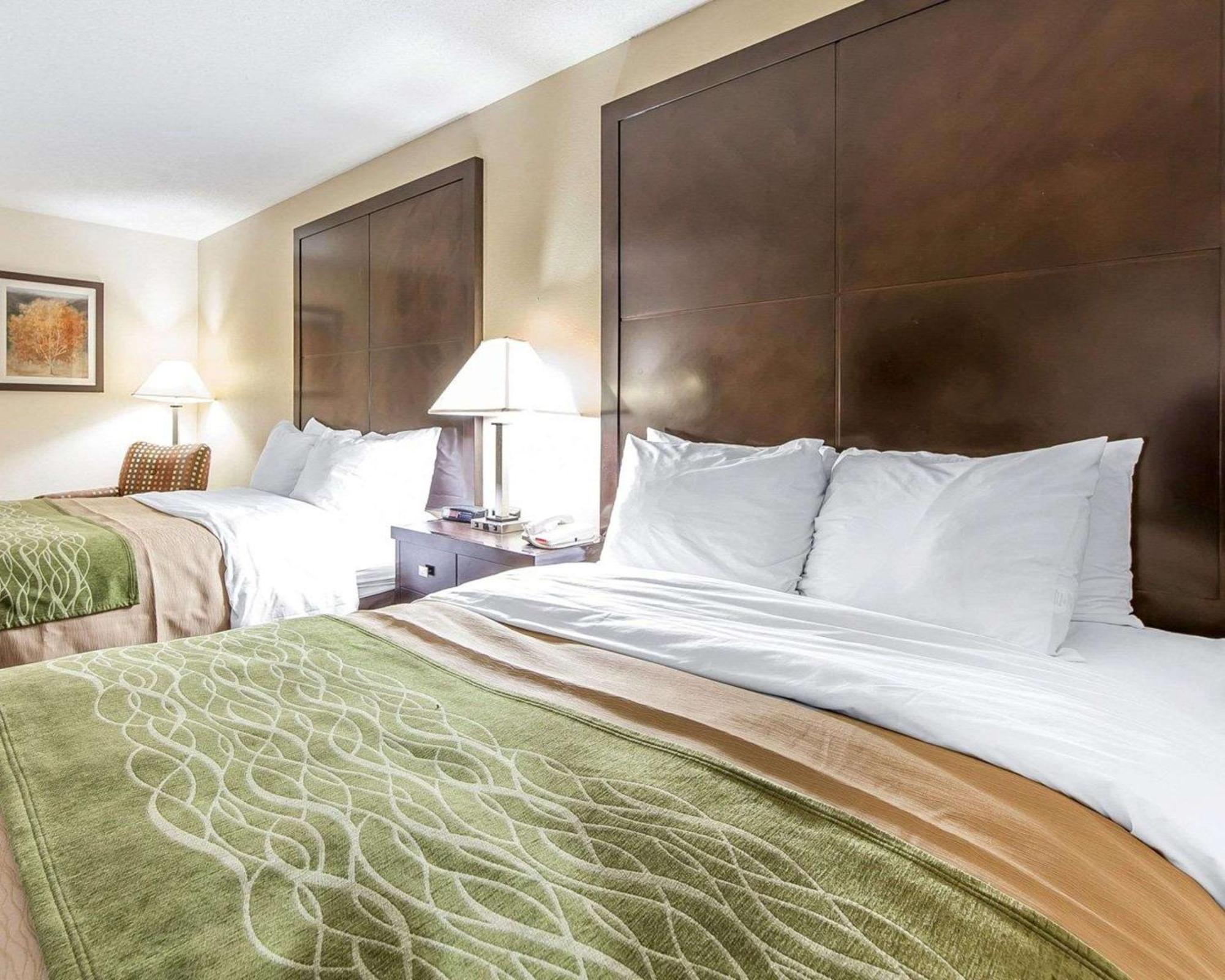 Quality Inn & Suites Rosemount Bagian luar foto
